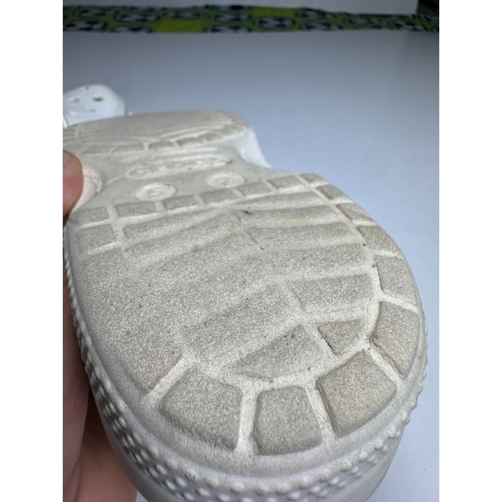 Crocs Classic Clogs Unisex M5/W7 White Round Toe Slip On Slingback Strap Shoes